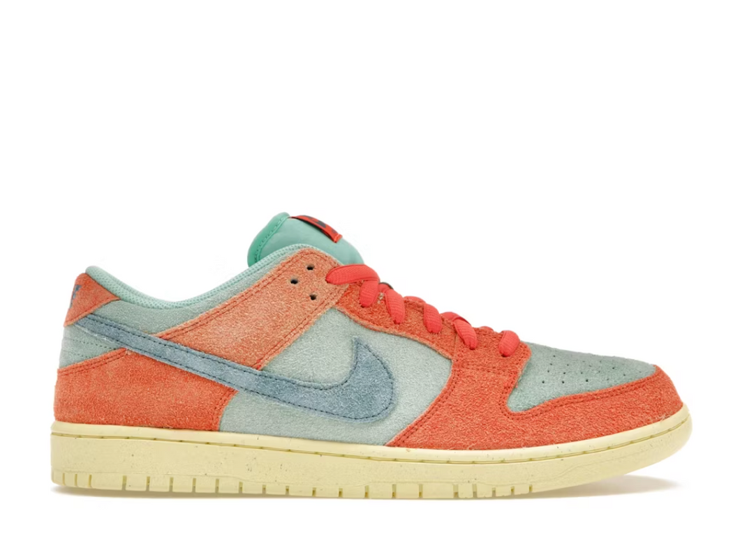 Nike SB Dunk Low Orange Emerald Rise