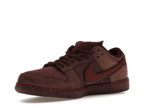 Nike SB Dunk Low City of Love Burgundy Crush