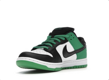 Load image into Gallery viewer, Nike SB Dunk Low Classic Green
