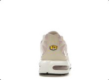 Load image into Gallery viewer, Nike Air Max Plus Sandrift Pink Oxford
