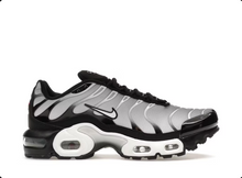 Load image into Gallery viewer, Nike Air Max Plus Black Metallic Silver White (GS)
