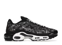 Load image into Gallery viewer, Nike Air Max Plus Dark Smoke Grey
