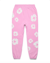 Load image into Gallery viewer, Denim Tears The Cotton Wreath Sweatpants Pink
