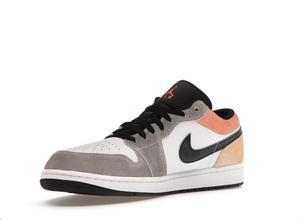 Jordan 1 Low SE Flight Club