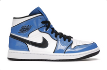 Load image into Gallery viewer, Jordan 1 Mid Signal Blue (GS)
