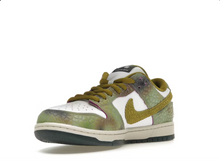 Load image into Gallery viewer, Nike SB Dunk Low Alexis Sablone Chameleon
