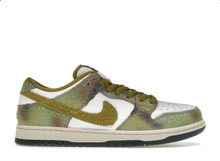 Load image into Gallery viewer, Nike SB Dunk Low Alexis Sablone Chameleon
