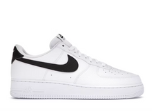 Load image into Gallery viewer, Nike Air Force 1 Low &#39;07 White Black Pebbled Leather
