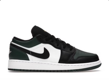 Load image into Gallery viewer, Jordan 1 Low Green Toe
