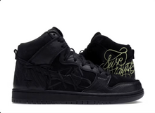 Load image into Gallery viewer, Nike SB Dunk High FAUST Black Gold
