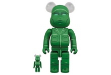 Load image into Gallery viewer, Bearbrick ARMY MEN 100% &amp; 400% Set Green
