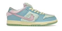 Load image into Gallery viewer, Nike SB Dunk Low Verdy Visty PRE-ORDER
