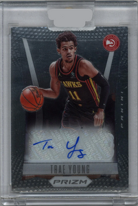 2021/22 Panini Prizm Trae Young Auto Card