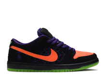 Load image into Gallery viewer, Nike SB Dunk Low Night of Mischief Halloween Size 7 US
