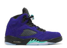 Load image into Gallery viewer, Jordan 5 Retro Alternate Grape Size 9 US
