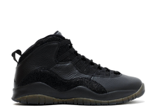 Load image into Gallery viewer, Nike Air jordan 10 retro ovo &quot;ovo&quot; Drake Size 9.5 US
