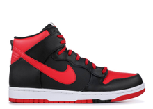 Load image into Gallery viewer, Nike Dunk CMFT Bred 2015) Size 11 US
