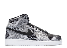 Load image into Gallery viewer, Jordan 1 Retro BHM 2015 (GS) Size 6Y
