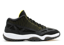 Load image into Gallery viewer, Jordan 11 Retro Low IE Black Zest (2007)
