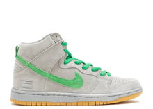 Load image into Gallery viewer, Nike Dunk SB High Silver Box Size 9
