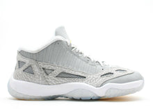 Load image into Gallery viewer, Jordan 11 Retro Low IE Silver Zest (2007)
