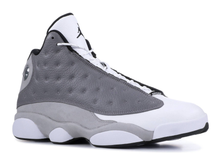 Load image into Gallery viewer, Jordan 13 Retro Atmosphere Grey Size 9.5 US
