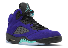 Load image into Gallery viewer, Jordan 5 Retro Alternate Grape Size 9 US
