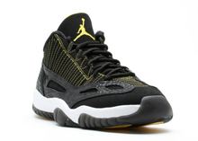 Load image into Gallery viewer, Jordan 11 Retro Low IE Black Zest (2007)
