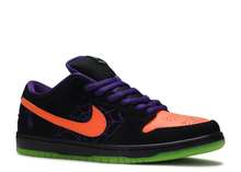 Load image into Gallery viewer, Nike SB Dunk Low Night of Mischief Halloween Size 7 US
