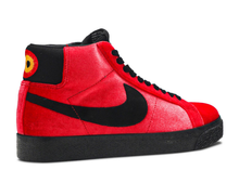 Load image into Gallery viewer, Nike SB Zoom Blazer Mid Kevin and Hell Size 7.5 US
