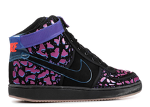 Load image into Gallery viewer, Nike Vandal High Area 72 (2013) Size 10.5 US
