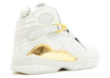 Load image into Gallery viewer, Jordan 8 Retro Champagne Size 9.5 US
