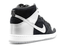 Load image into Gallery viewer, Nike Dunk SB High Tin Man Size 11 US
