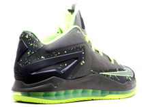 Load image into Gallery viewer, Nike LeBron 11 Low Dunkman
