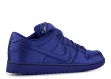 Load image into Gallery viewer, Nike SB Dunk Low NBA Deep Royal Blue Size 11 US
