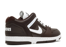 Load image into Gallery viewer, Nike SB Air Force 2 Low Supreme Brown Size 6.5 US
