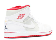 Load image into Gallery viewer, Jordan 1 Retro Hare Jordan (2015)
