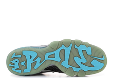 Load image into Gallery viewer, Nike Barkley Posite Max Metallic Silver Gamma Blue
