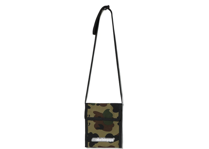 BAPE 1st Camo Mini Pass Case Green