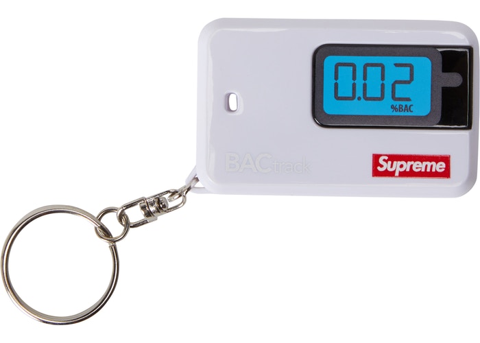 Supreme BACtrack Go Keychain White Alcohol Analizer